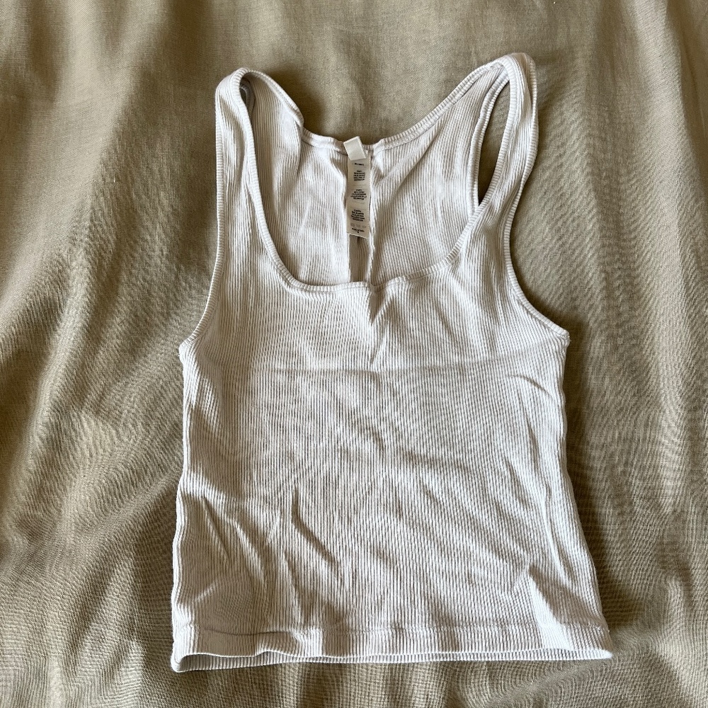 Skims tank top